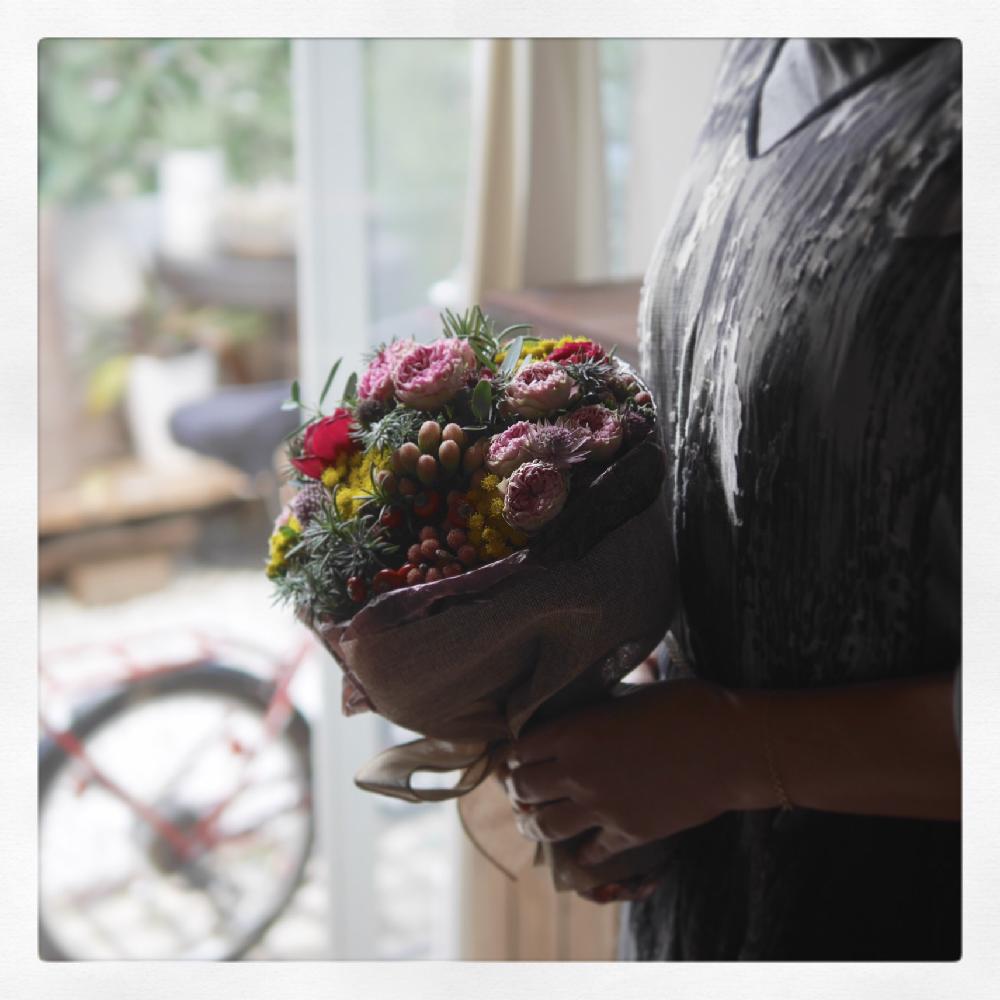 窓辺の画像 by Blumen Hutteさん | 窓辺と植物のある暮らしとToday's botanicalとBlumenhutteとハーブのある暮らしとナチュラルスタイルとフラワーアレンジメントと花のある暮らし