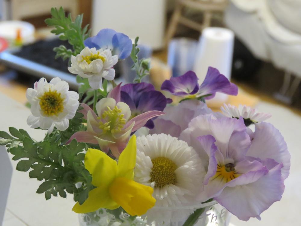 部屋の画像 by ☺tonkichi☺さん | 部屋とやさしい時間とグリーンのある暮らしと大切にするよ♡とナチュラルスタイルとフラワーアレンジメントと癒し…♡と花のある暮らしとおしくらまんじゅう