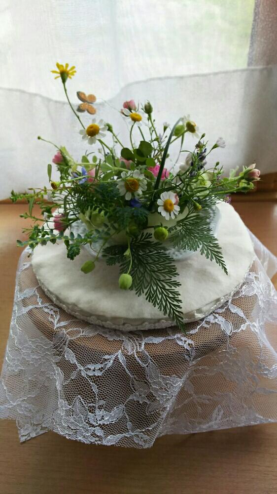 デスクの画像 by SAKURAさん | デスクと庭のお花とちょこっと花と今日のお花と花のある暮らしと『初夏グリーンデコ』コンテストと『梅雨を彩るスワッグ&ブーケ』フォトコン