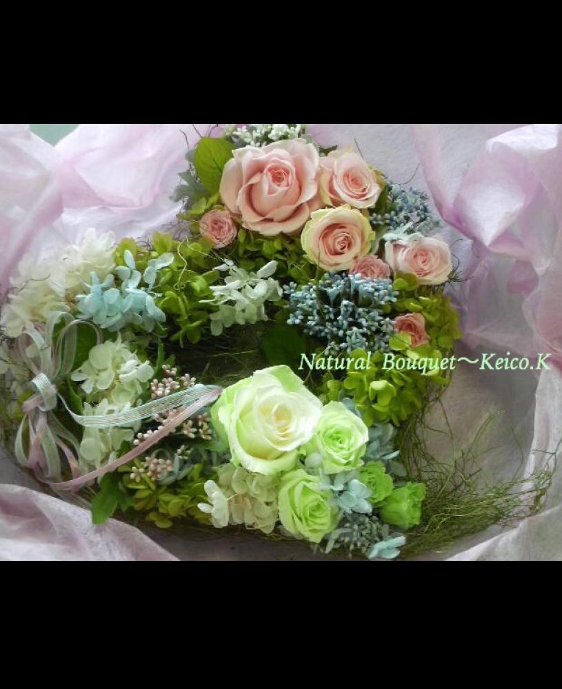 デスクの画像 by お花の教室naturalbouquetさん | デスクとプリザーブドフラワー薔薇とナチュラルテイストとGS映えとプリザーブド フラワーとプリザーブドフラワーアレンジと「私のお気に入りリース」コンテストとナチュラルリースと花のある暮らしと薔薇♪