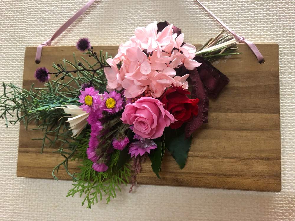 部屋の画像 by chicoriさん | 部屋とボードとドライフラワーとスワッグとプリザーブド フラワーとハンドメイドと花のある暮らしとバラ・ミニバラとバラを楽しむ