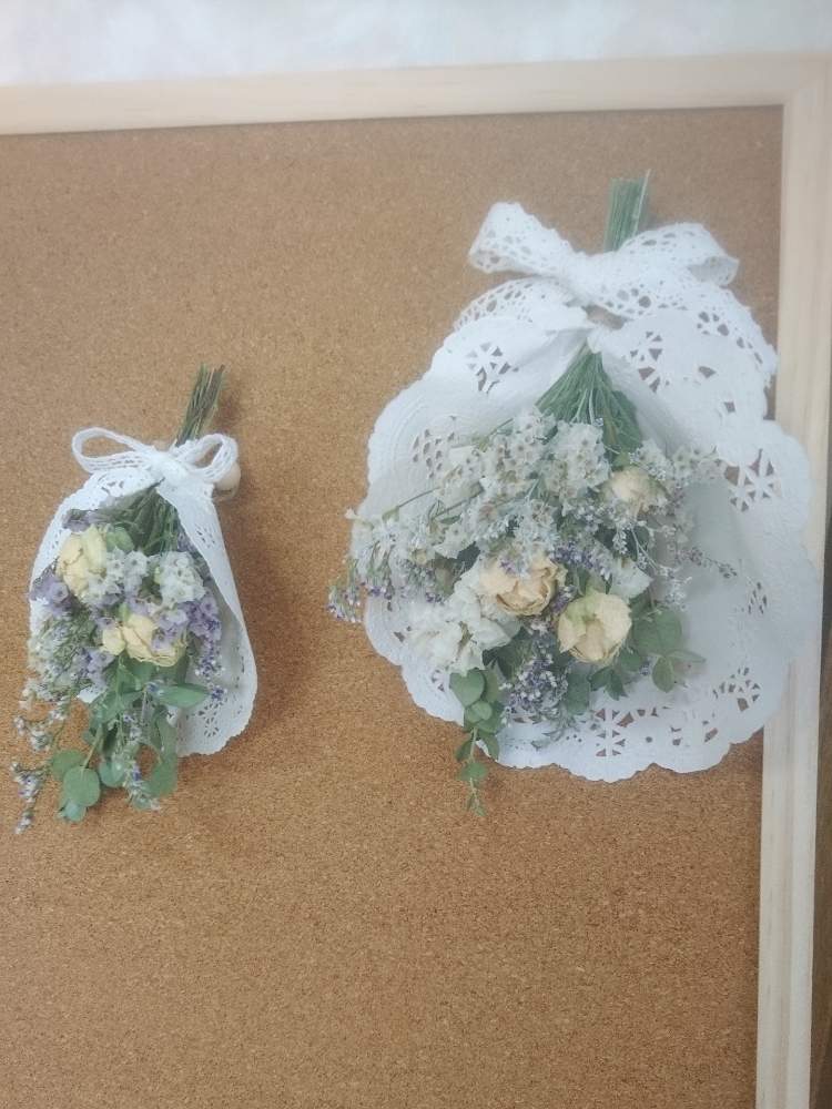 インテリアの画像 by まめさん | インテリアとHTCとminne(ミンネ)とばら バラ 薔薇とドライフラワーとミニスワッグとomame52427とバラと夢CLUBとハンドメイドとかすみ草。と花のある暮らしとHTC社員No.229とハイブリッドスターチス☆とドライアレンジとユーカリ ポポラス❤︎とユーカリドライ