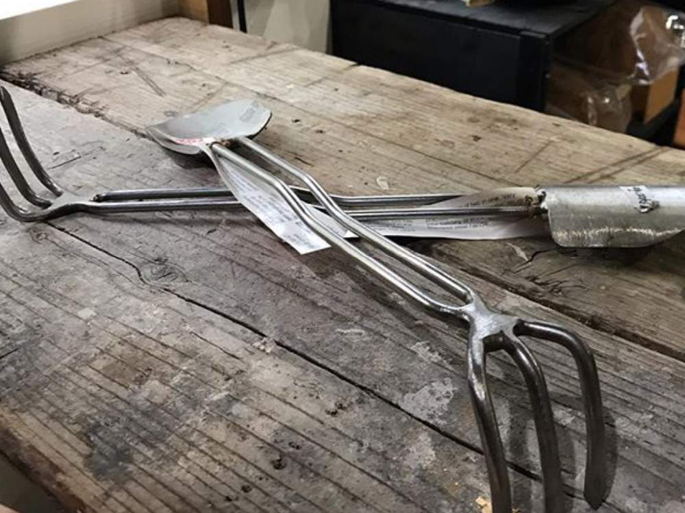 お出かけ先の画像 by CLUTCH FURNITUREさん | お出かけ先と男前植物とグリーンのある暮らしと家庭菜園とギフトと父の日プレゼントとセール品と植え替えと暮らしを楽しむと緑のある暮らしとガーデンツールと庭づくりと多肉女子とガーデニングツールと花のある暮らしとアイアン雑貨と神戸市西区と神戸とボタニカルショップと父の日