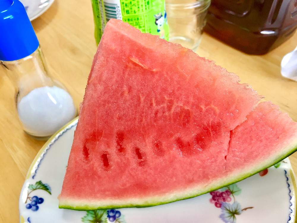寝室の画像 by ヒーちゃんさん | 寝室と令和最初の植物と水分とビタミンCと冷やし中華とスイーツと多肉女子とGreenSnapmarcheとデザート。と小さい花と花のある暮らしとお散歩と家庭菜園奮闘日記とカリウムとお出かけ先。とわが家のエントランスとGREEN UP!とリコピンと畑。と出かけ先と スイカ