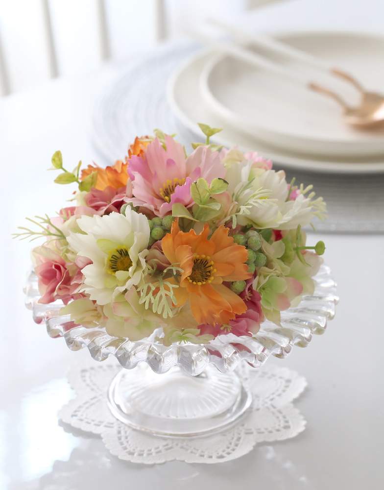 部屋の画像 by el flowersさん | 部屋とエルフラワーズとel flowersと新商品とエルフラとテーブル装花と作品紹介と造花とテーブルフラワーとハンドメイドとフラワーアレンジメントと花のある暮らしとアーティフィシャル フラワーとオンラインショップで販売中