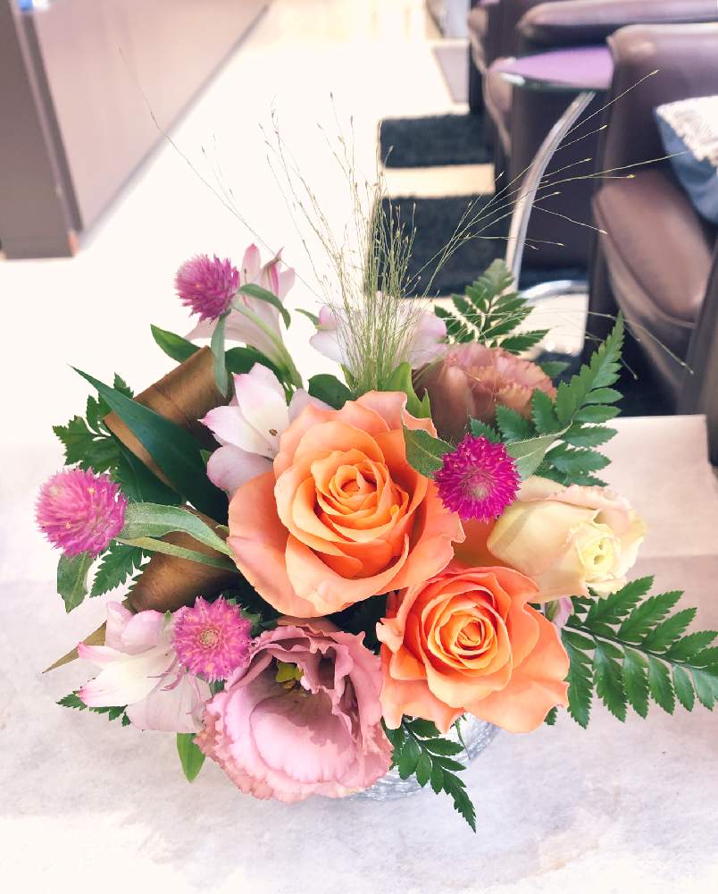 の画像 by えりりんさん | アルストロメリアとセンニチコウとトルコキキョウと薔薇とパニカムとグレビレア バイレヤナといけこみと切花と癒しとGS映えと季節の花と植中毒と花屋とフラワーアレンジメントとカワイイ葉っぱと花のある暮らしとかわいいと花は癒やし♡とチーム福岡とやっぱり花が好き♡と切り花