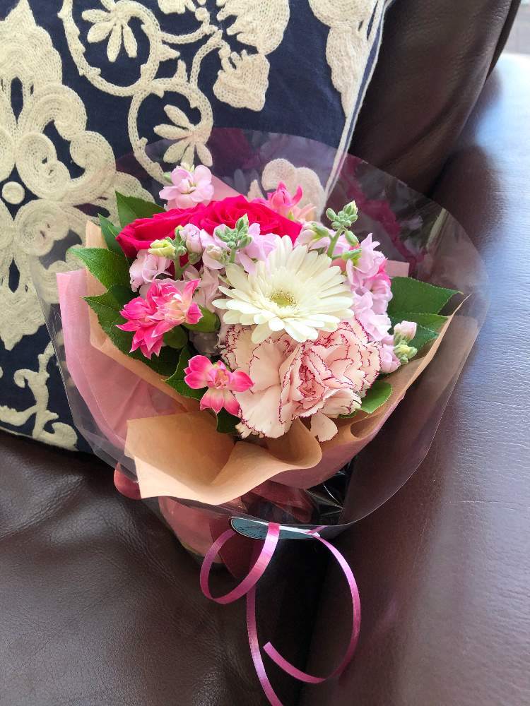 の画像 by えりりんさん | 切花と植物オタクと癒しとGS映えと季節の花ときれいと植中毒とブーケと花屋と花のある暮らしとかわいいと花は癒やし♡とチーム福岡とやっぱり花が好き♡と切り花と花束