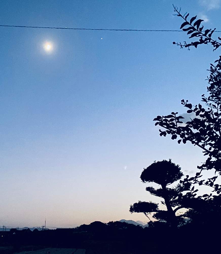 の画像 by nao70*さん | 秋の空と綺麗な月とホッとひと息