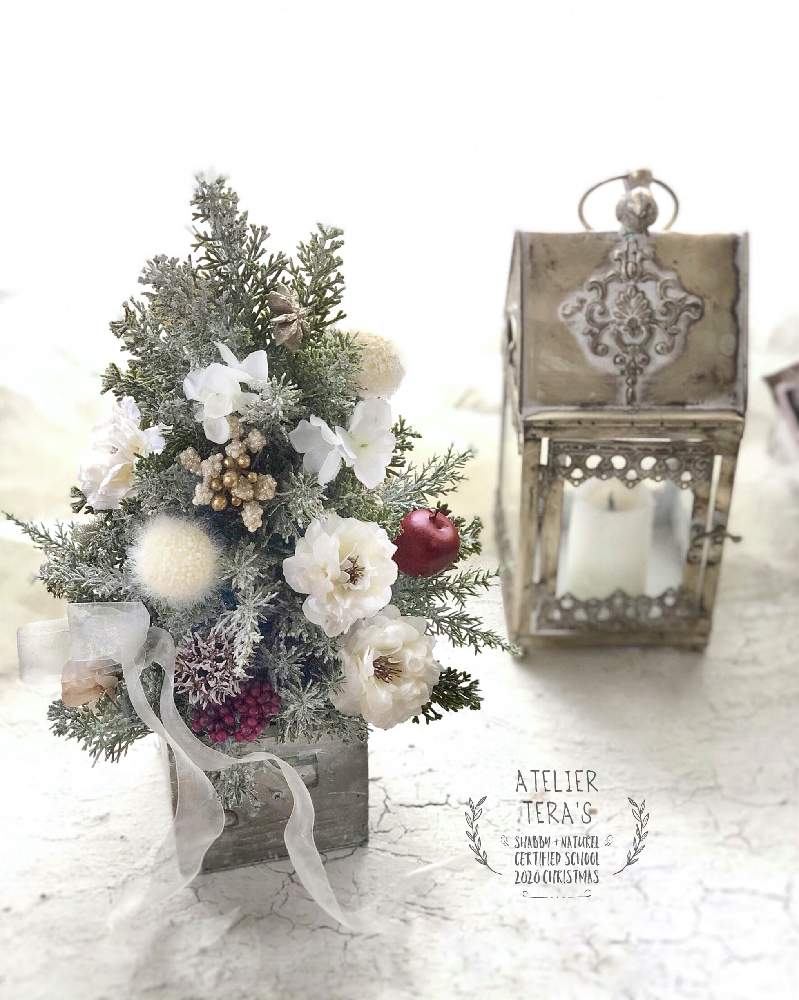 インテリアの画像 by アトリエテラスさん | インテリアとフラワーアレンジメントと花のある暮らしとクリスマスツリーとアーティフィシャルフラワーアレンジメント