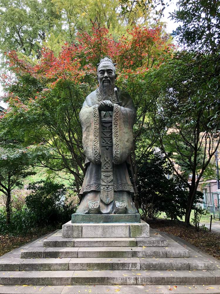 お出かけ先の画像 by 黒ちゃん番長さん | お出かけ先と神社仏閣と酒好きと紅葉フォトコン2020とプロレス好きと都会の花と酒とバラの日々と観光地とネコ好きと酒のある暮らしと単身赴任と植物中毒とバラ好きとビール好きと花のある暮らしと帰省
