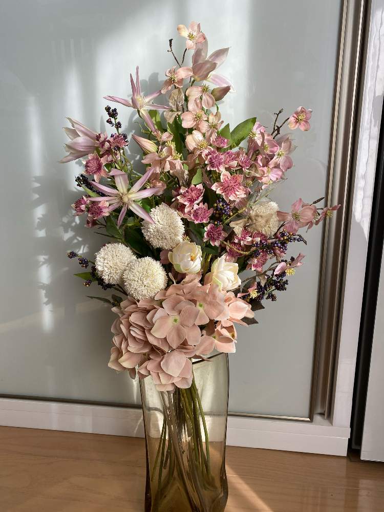 部屋の画像 by ☆Mayuka☆さん | 部屋と造花ですと皆さんの優しさに感謝.•*¨*•.¸¸♬と感謝の気持ちを忘れないと新型コロナウイルス拡げない!とTEAMほほえみとコロナウイルスの終息を願う!と命を守る行動をと「アーティフィシャルフラワー」とこんな時こそ花をと造花のお供え花とGSのみなさんに感謝♡とおうち園芸とstay safeと感染防止に努めましょう❗️とお花は人を元気にするとGSのみなさんに感謝!と医療現場の人々に感謝とお花で癒されよう❤️と☆Mayuka☆印と『ひとりじゃない、繋がろう』と繋がりに感謝✨