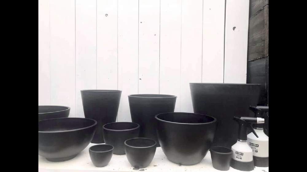 の画像 by CLUTCH FURNITUREさん | 多肉植物と黒プラ鉢とアガベ女子と植物のある暮らしと黒プラ鉢ある暮らしと黒プラ鉢ある生活とプラ鉢と多肉植物のある暮らしと植え替えとシンプルと塊根植物と男前とアガベ属