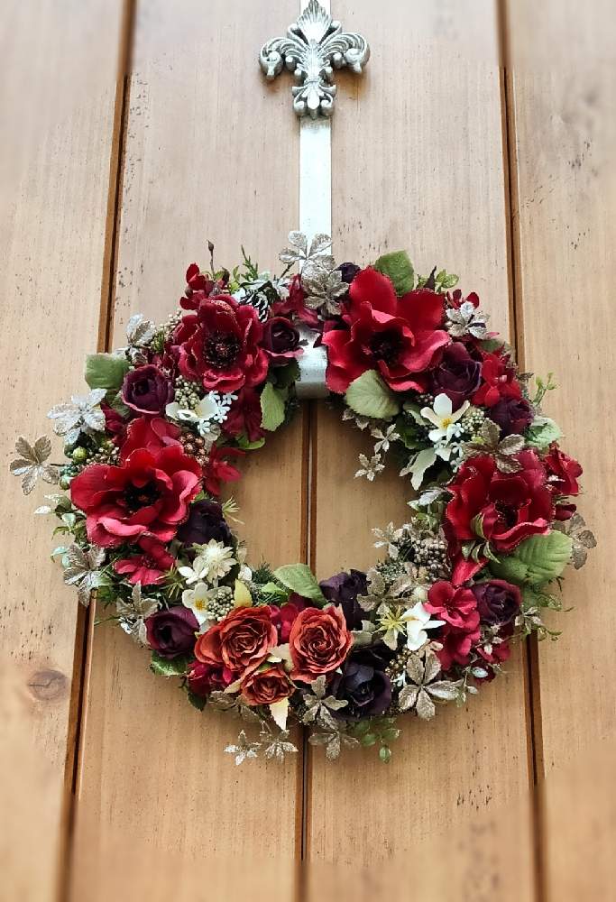 玄関の画像 by Bree Van de Kampさん | 玄関とばら バラ 薔薇と薔薇好きとおうち園芸とガーデニングと花のある暮らしとアーティフィシャル フラワーとクリスマスリース