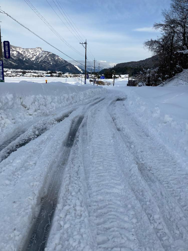 お出かけ先の画像 by ササっとさんさん | お出かけ先とゴールこの辺??と道は続くよ!どこまでもーー!!とササっとは行くよ〜どこまでも〜と晴れた!と春遠し!!と笑うしかない!とこりゃ解けんと#春は必ず来ると寒っ!!