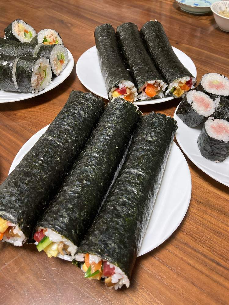 部屋の画像 by ササっとさんさん | 部屋とお花のない日々です!ご容赦を!!と他力本願上等と無言で渾身の願いをと煩悩の塊と恵方に願いをと寝ぼけた幼児にご用心!と姉の願いはアイドルがらみとなぜか狙われるカメラマンササっとと一家総出で豆ひろいと母の願いはカネ絡みと反撃ごえげつないパパ鬼と寝てる間に切られる次女の髪と容赦ない子供の攻撃