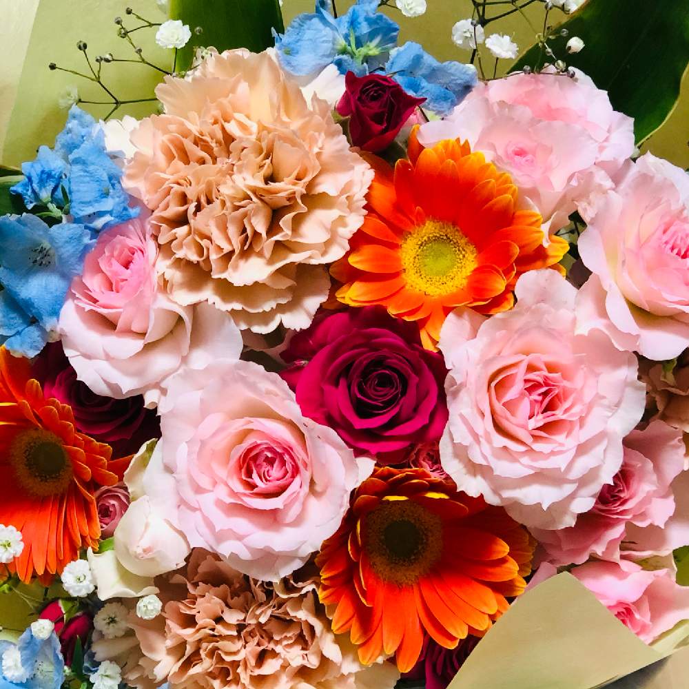 部屋の画像 by ピオニーさん | 部屋と皆んなで楽しむとお花を愛でると退職の花束と癒しの花と花のある暮らしとお花好きの人と繋がりたいとビタミンカラーと可憐な花と私の癒し