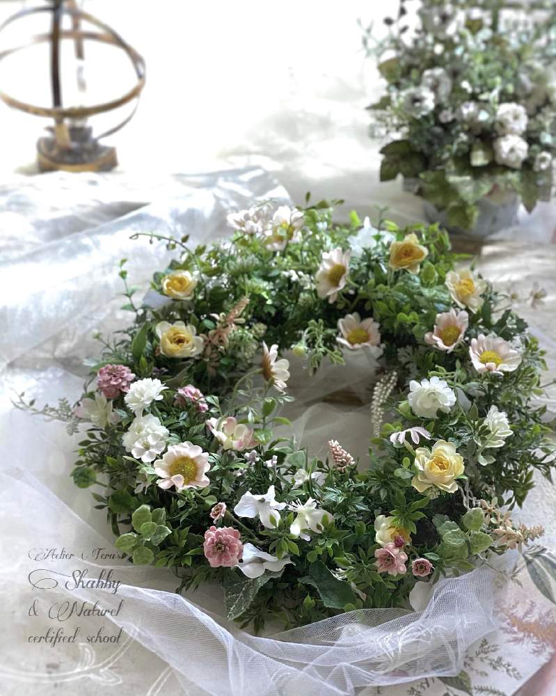 インテリアの画像 by アトリエテラスさん | インテリアとアーティフィシャルフラワーアレンジメントと今日のお花とリースとフラワーアレンジメントと花のある暮らし