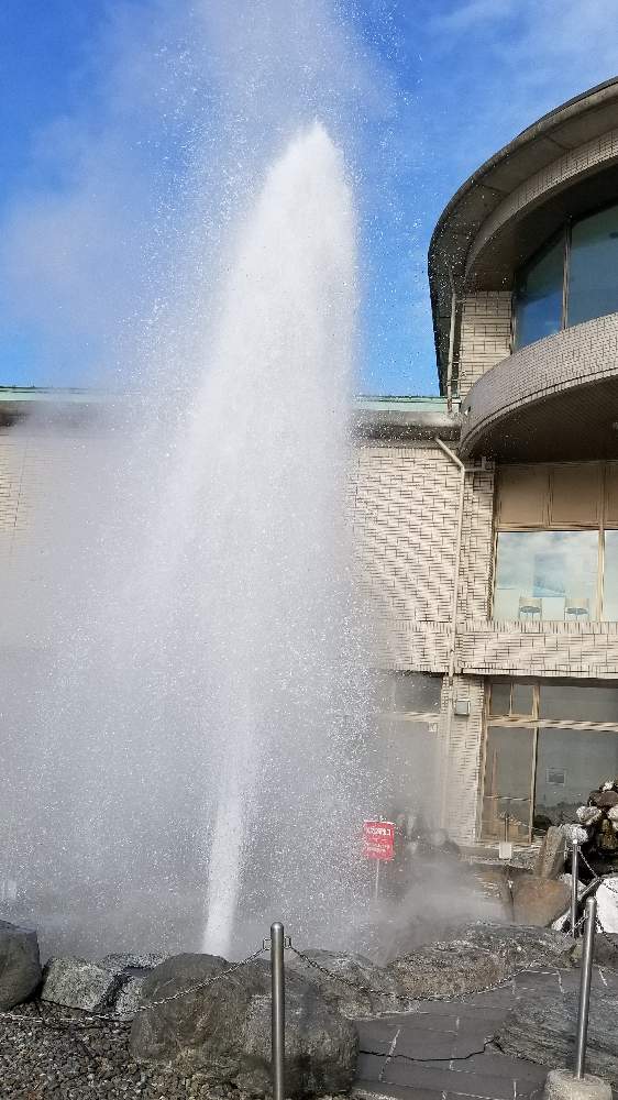お出かけ先の画像 by すずらんさん | お出かけ先とウォーキング途中にと諏訪湖間欠泉センター