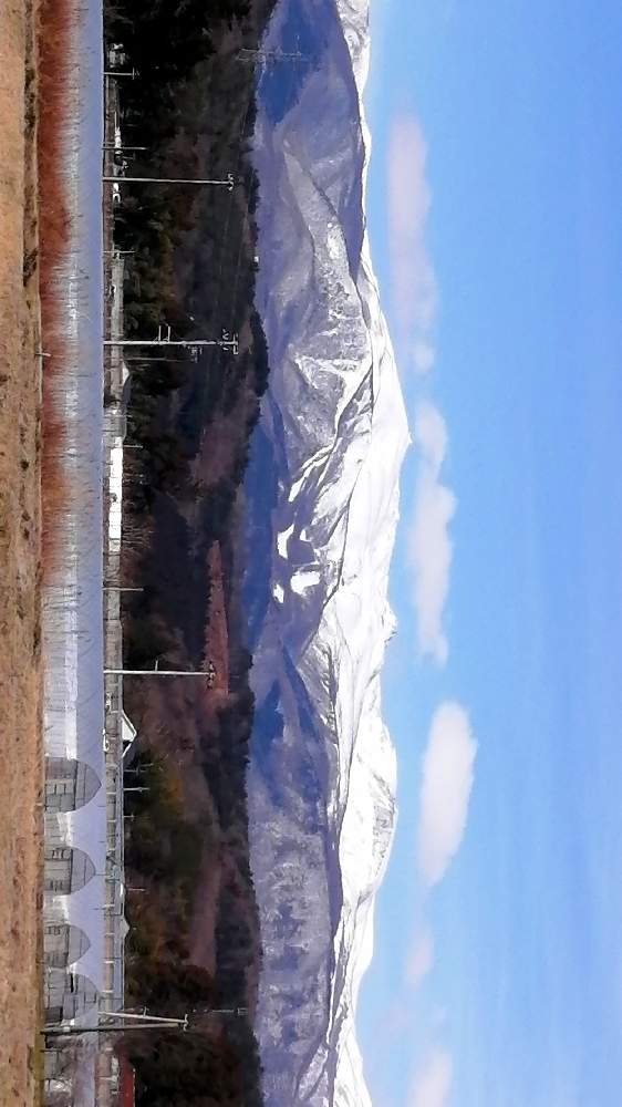 お出かけ先の画像 by 風の駅さん | お出かけ先とぶらり電動チャリと安達太良山(遠景)と農業スパイク(長靴)撮影と雲仲間
