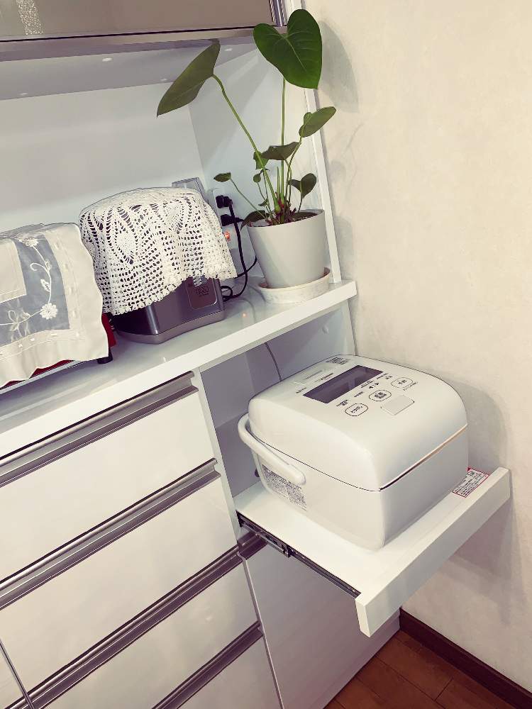 キッチンの画像 by 薔薇大好きキョウチャンさん | キッチンと観葉植物と注文住宅と好きな物に囲まれた暮らしと象印圧力IH炊飯ジャーと小さな家と季節を楽しむ暮らし