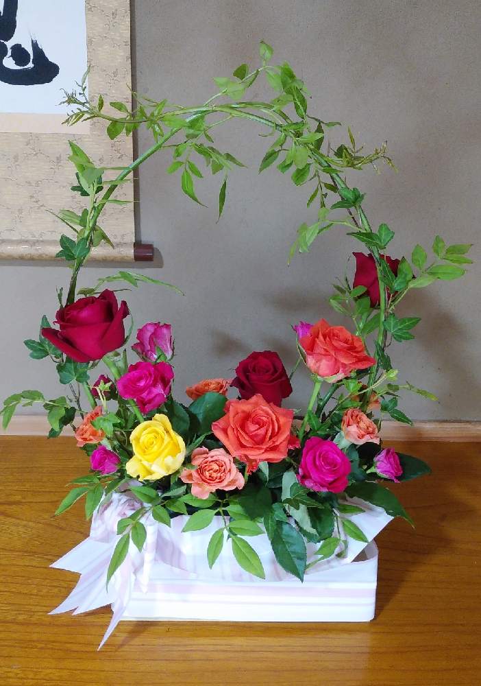 和室の画像 by Florikkoさん | 和室とアイビーとスプレーバラとソケイと薔薇ばらバラとフラワーアレンジメントと天草市とローズウィーク