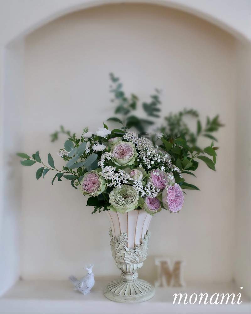 キッチンの画像 by モナミさん | キッチンと私の癒し♡と鉢バラとわたしの楽しみと薔薇愛同盟とおうち時間とわれら17年組とバラが咲いたよとバラのある暮らしと庭の花でアレンジとキッチンニッチでと薔薇 コフレと金曜ローズショーと2021 GSでバラ園と育てたお花でアレンジとバラが好き