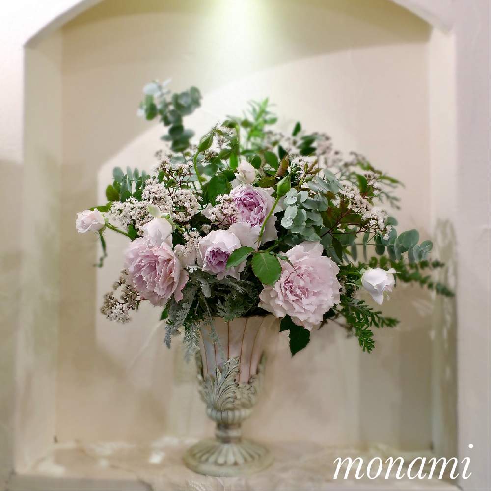 キッチンの画像 by モナミさん | キッチンと私の癒し♡と鉢バラとわたしの楽しみと薔薇愛同盟とおうち時間とわれら17年組とGabriel(ガブリエル)とバラが咲いたよとバラのある暮らしと庭の花でアレンジとキッチンニッチでと金曜ローズショーと育てたお花でアレンジとバラが好き