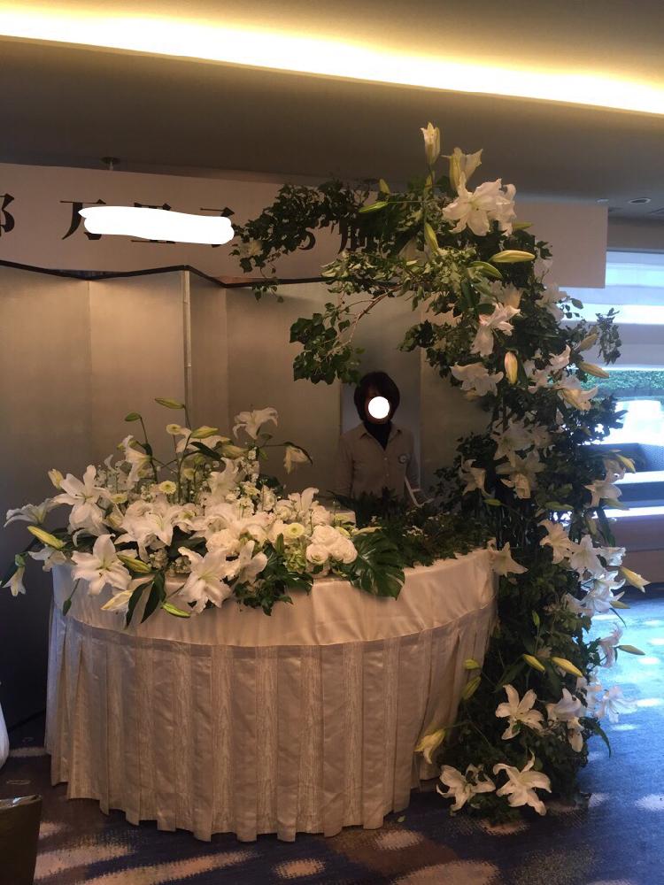 メインテーブル装花の投稿画像 By Acco Sunさん アレンジと装花と会場装花ともりもりとホテル装花とジャングル化とグリーン 17月3月4日 Greensnap グリーンスナップ