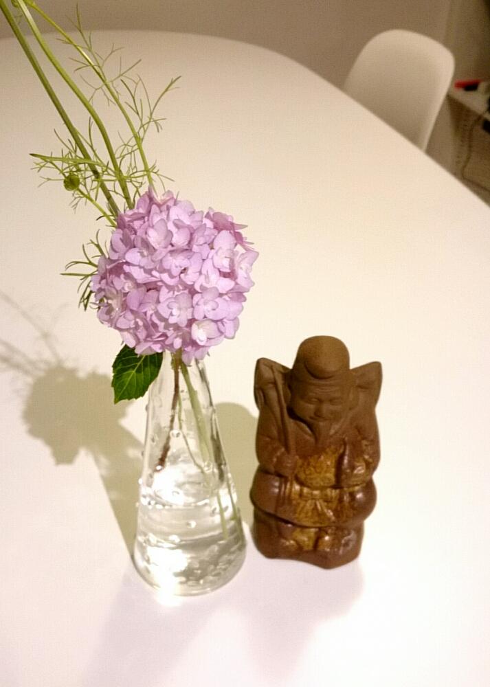 アジサイの投稿画像 By 荒田珈琲さん オフィスとピンクの花と今日の一枚と今日のお花と切り花とあじさいコンテスト 17月4月11日 Greensnap グリーンスナップ