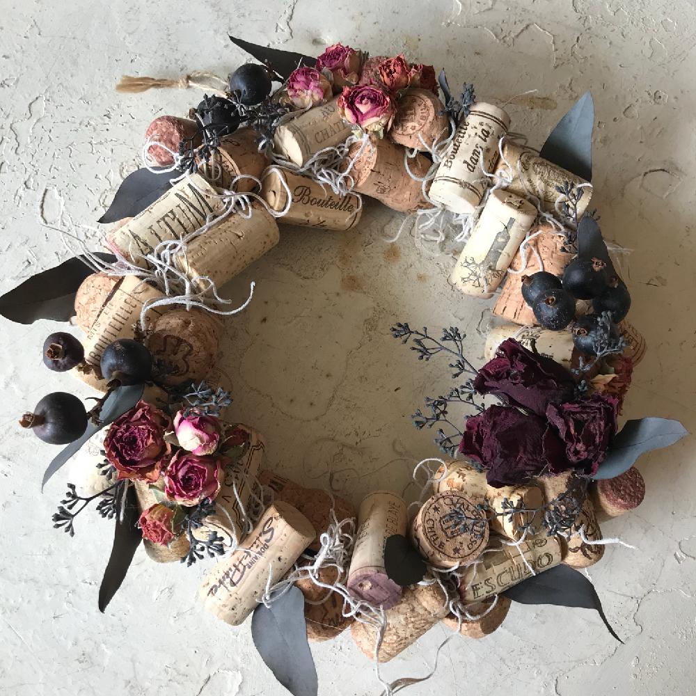 ウスネオイデスの投稿画像 By Mamisazさん バラとユーカリとワインコルク とドライフラワーとスパニッシュモス ドライ とボージョレ解禁祝いと ドライフラワー コンテストとマンション暮らしとワインコルク アレンジとエアプランツとワイン大好き 17月11月15日