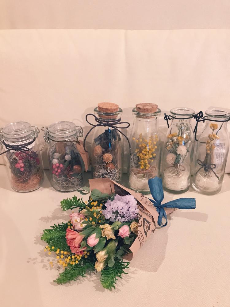 ドライフラワーの投稿画像 By Linen Bambinaさん プレゼントと瓶詰めと木の実かわいいと花のある暮らしとミニブーケ 18月3月5日 Greensnap グリーンスナップ