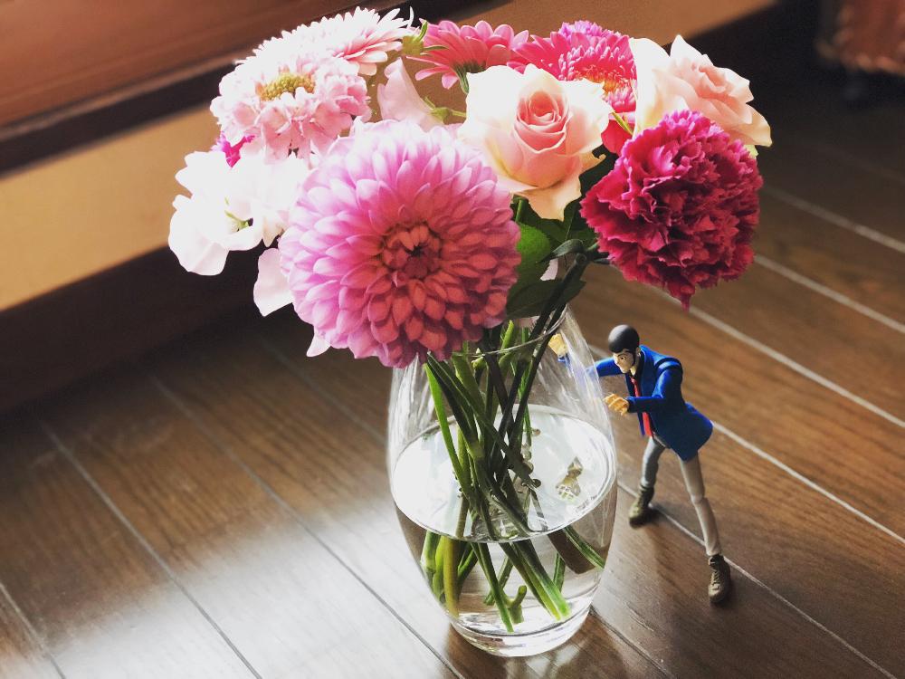 カーネーション の投稿画像 By Jouroさん 切花と花瓶とピンクとブーケと花のある暮らしとバラ ミニバラとダリア と花束 18月3月17日 Greensnap グリーンスナップ