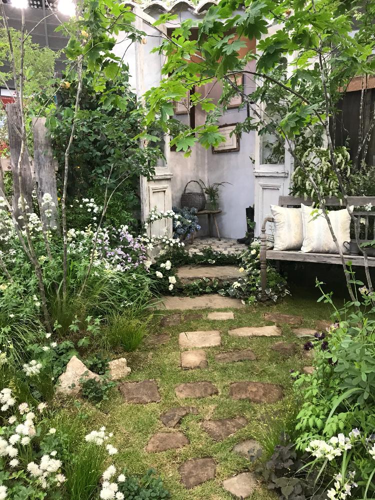 国際バラとガーデニングショウ18の投稿画像 By Half Moon さん お出かけ先と癒しとgs映えと暮らしを楽しむと癒され風景と花のある暮らしと 国際バラとガーデニングショウ18と癒しとgs映えと暮らしを楽しむと癒され風景と花のある暮らし 18月5月25日 Greensnap