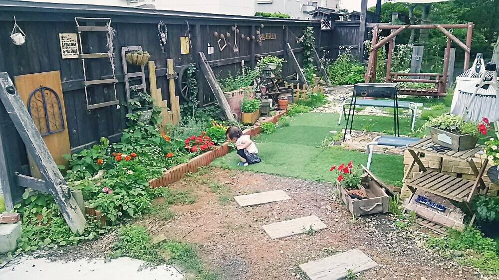 花壇の投稿画像 By Nasyuryuさん 庭作りとdiyと花のある暮らしとdiy花壇と玄関先 18月7月8日 Greensnap グリーンスナップ