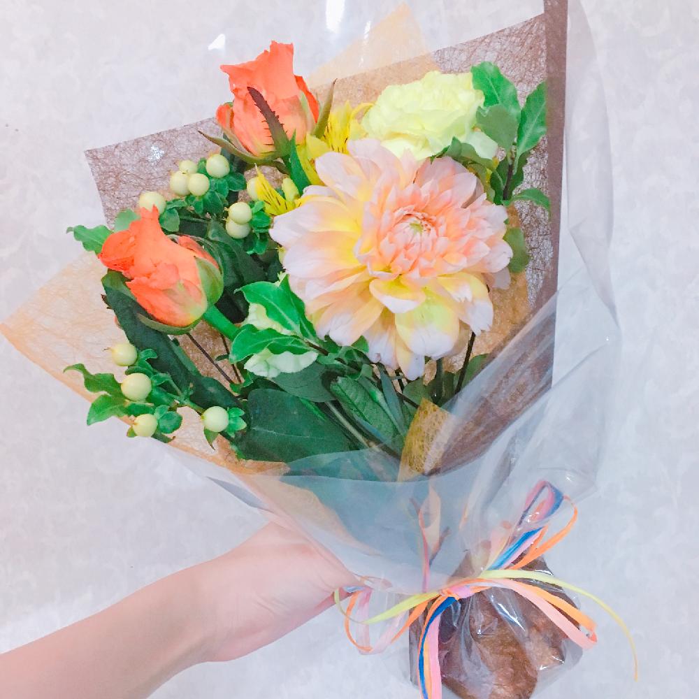 ペアビューティの投稿画像 By まっさん ヒペリカムとプレゼントとgs映えとgs日和とブーケとフラワーアレンジメントと可愛いと花のある暮らしと ピットスポルムとプレゼントとgs映えとgs日和とブーケとフラワーアレンジメントと可愛いと花のある暮らし 18月8月13日