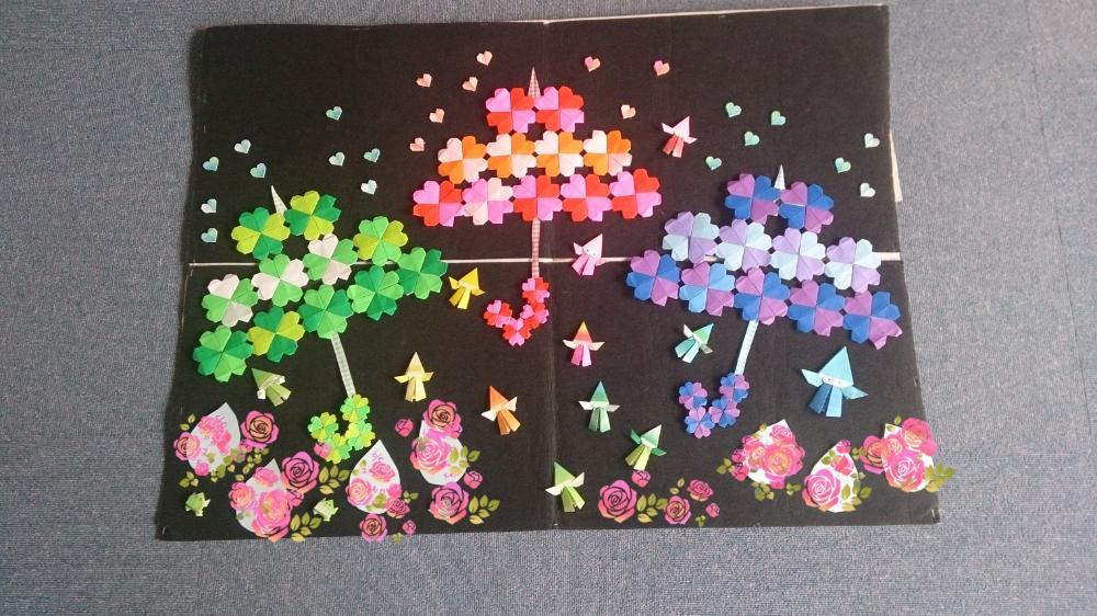 折り紙飾りの投稿画像 By ヨッシー さん 天使たちとハートのお花の傘とハートの雨と俳句 18月8月17日 Greensnap グリーンスナップ