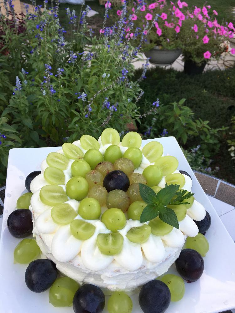 手作りの投稿画像 By はるちゃんのババさん ブドウケーキとうちの庭とケーキとお花のある生活と誕生日 2018月9月2日 Greensnap グリーンスナップ