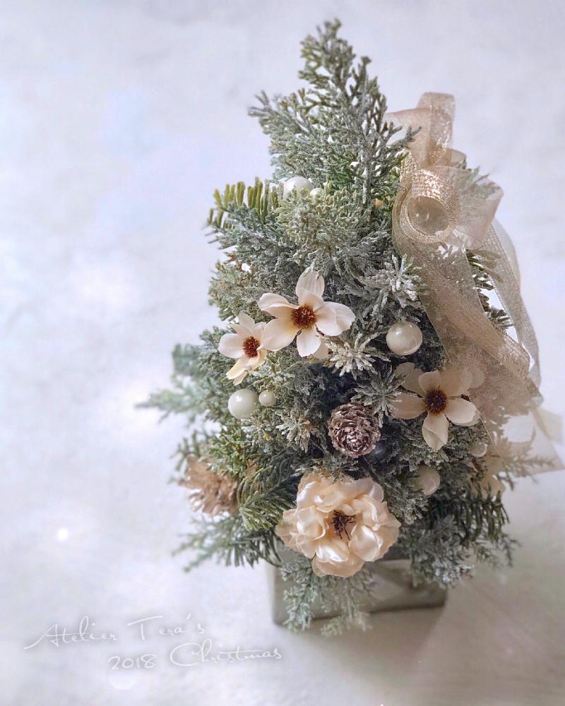 インテリアの投稿画像 By アトリエテラスさん クリスマスツリーと体験レッスンとアーティフィシャルフラワーアレンジメントと今日のお花と花のある暮らしと クリスマスツリーと体験レッスンとアーティフィシャルフラワーアレンジメントと今日のお花と花のある暮らし 18