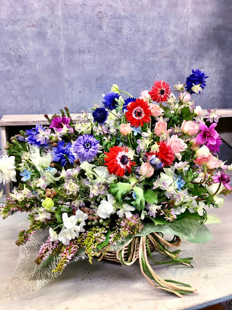 仏花の投稿画像 By 花つづり Nodokaさん 岡山市と移動販売とフラワーショップとスタンド花とgs映えとフランスフラワーアレンジとイベント出店と花のある暮らしと岡山県と花束 18月12月6日 Greensnap グリーンスナップ