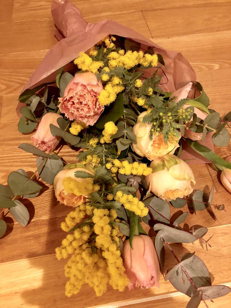 バラバラバラの投稿画像 By Naoariさん チューリップとユーカリとミモザ とピンクの花とgs映えと黄色い花とフラワーアレンジメントと花のある暮らしと花が好きと花束 19月3月3日 Greensnap グリーンスナップ