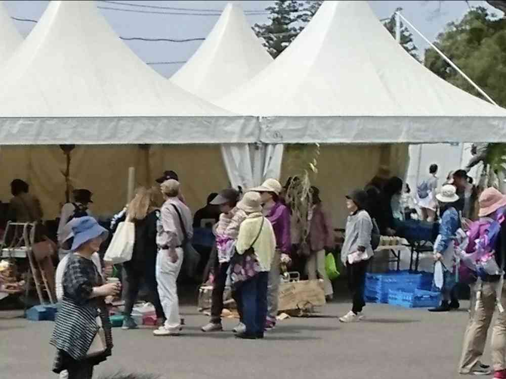 ひろさんの里山ガーデン（大花壇）への投稿