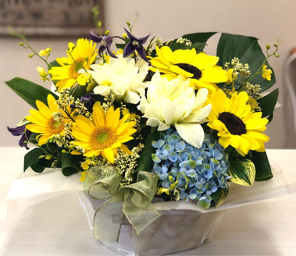 フラワーショップの投稿画像 By Sobana さん ボタニカルライフと紫陽花 アジサイ あじさいと花屋とフラワーアレンジメントとお祝い花とヒマワリ と花は癒やし とお花屋さんとダリア 19月6月29日 Greensnap グリーンスナップ