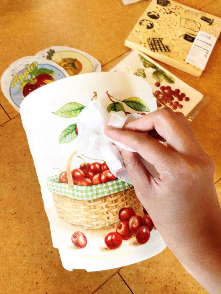 プラ鉢をデコパージュして華やかに Greensnap グリーンスナップ