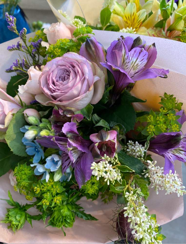 薔薇の投稿画像 By Nao70 さん ブルースターとアルストロメリアと近所の花屋さんと素敵なブーケ 月6月14日 Greensnap グリーンスナップ