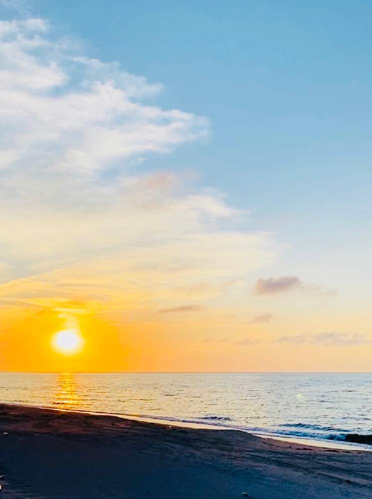 キラキラの投稿画像 By Nao70 さん 夕焼けとうっとりと黄金色と水色と橙のグラデーションと日本海 月6月16日 Greensnap グリーンスナップ