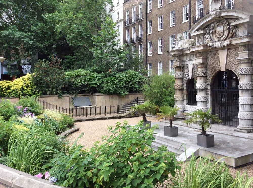 イングリッシュガーデンの投稿画像 By Dcさん イングリッシュガーデンに憧れてと英国の街角とロンドンとイギリスの庭とイギリスと英国式庭園とイギリスのお花とロンドン生活 月6月17日 Greensnap グリーンスナップ