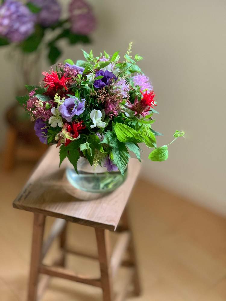 アルストロメリアの投稿画像 By Hiromiさん キョウガノコとトルコキキョウとミントと利休草とモルダナとアスチルベとゆきやなぎとベルガモットと花の15年組と生花とブーケとナチュラルスタイルとフラワーアレンジメントと花のある暮らしと切り花 月6月21日