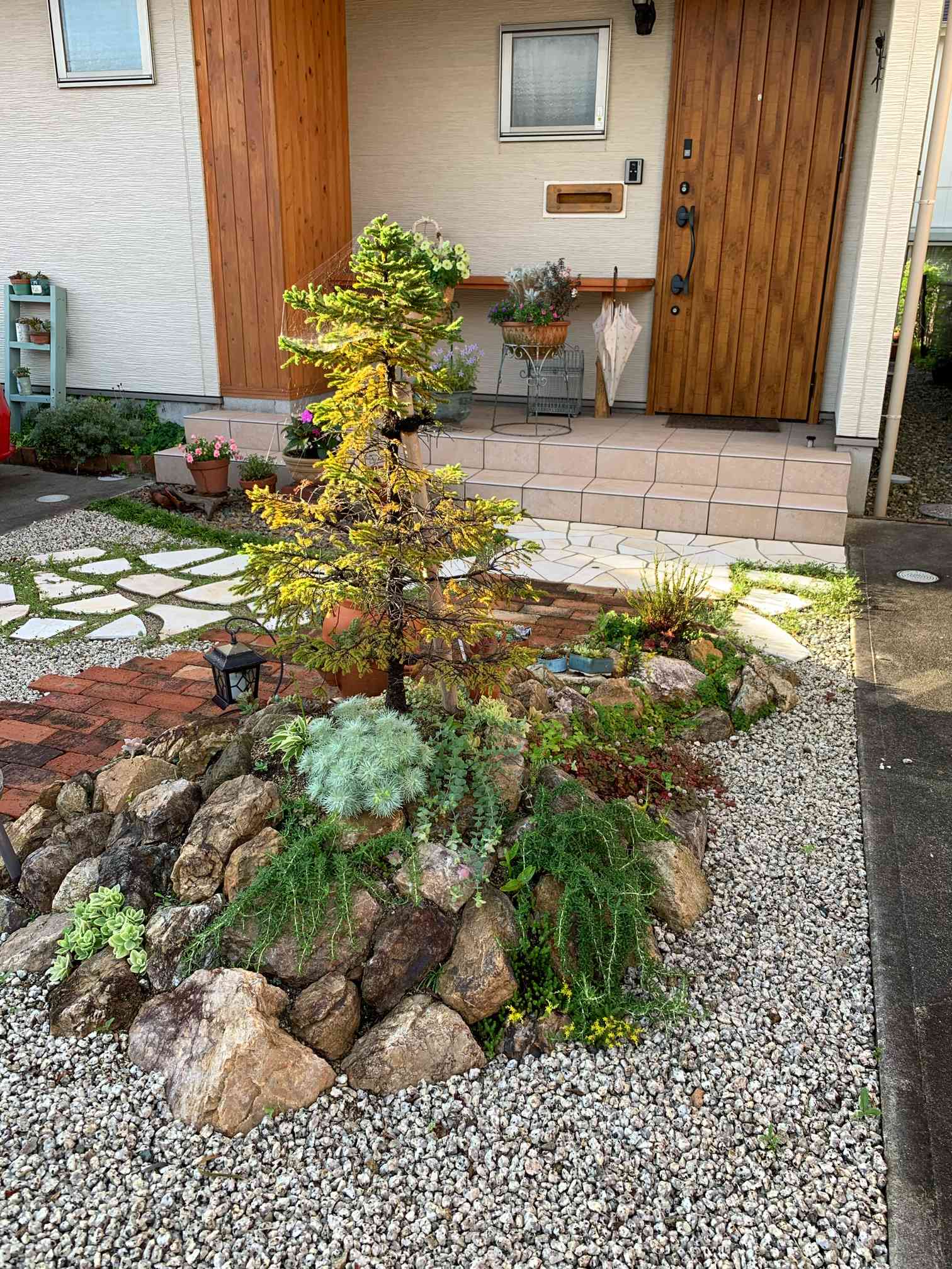 コンクリートの上に花壇作るぞ｜🍀GreenSnap（グリーンスナップ）