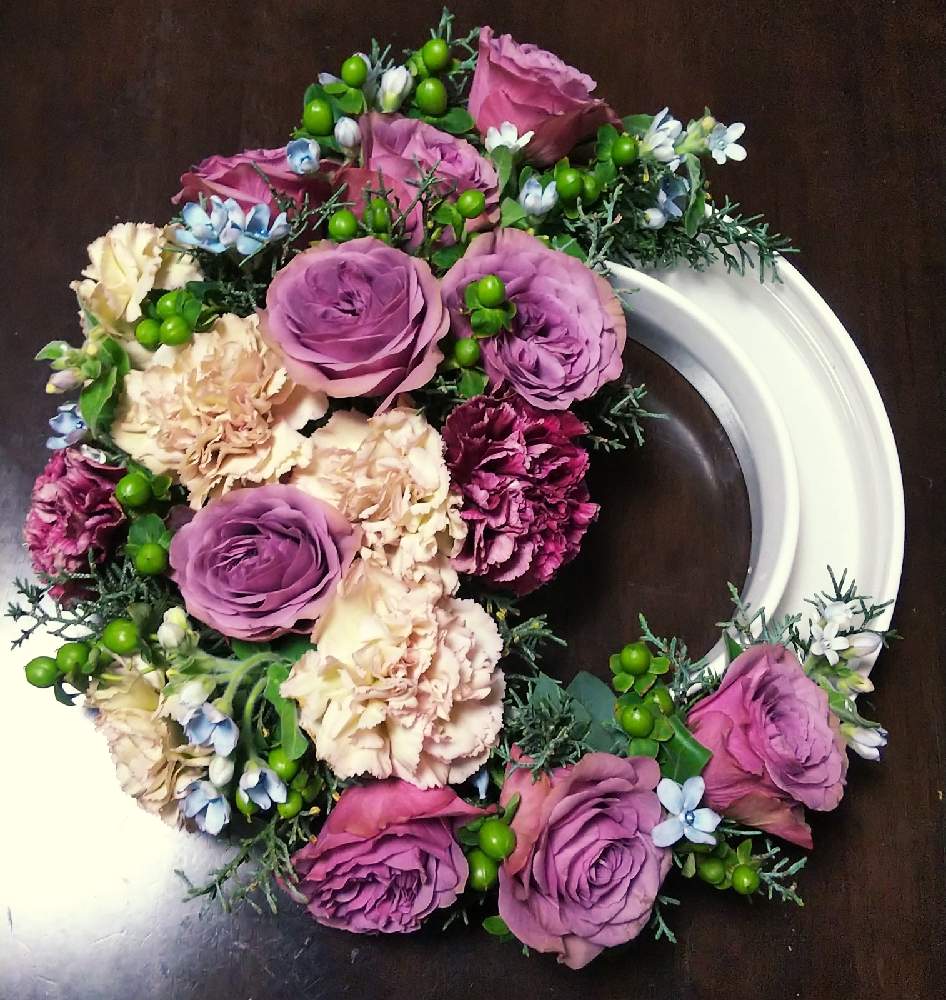 カーネーションの投稿画像 By Juneさん バラとヒペリカムとブルースターと花のある暮らしとブルーアイス と宮城県とおうち園芸 月12月21日 Greensnap グリーンスナップ