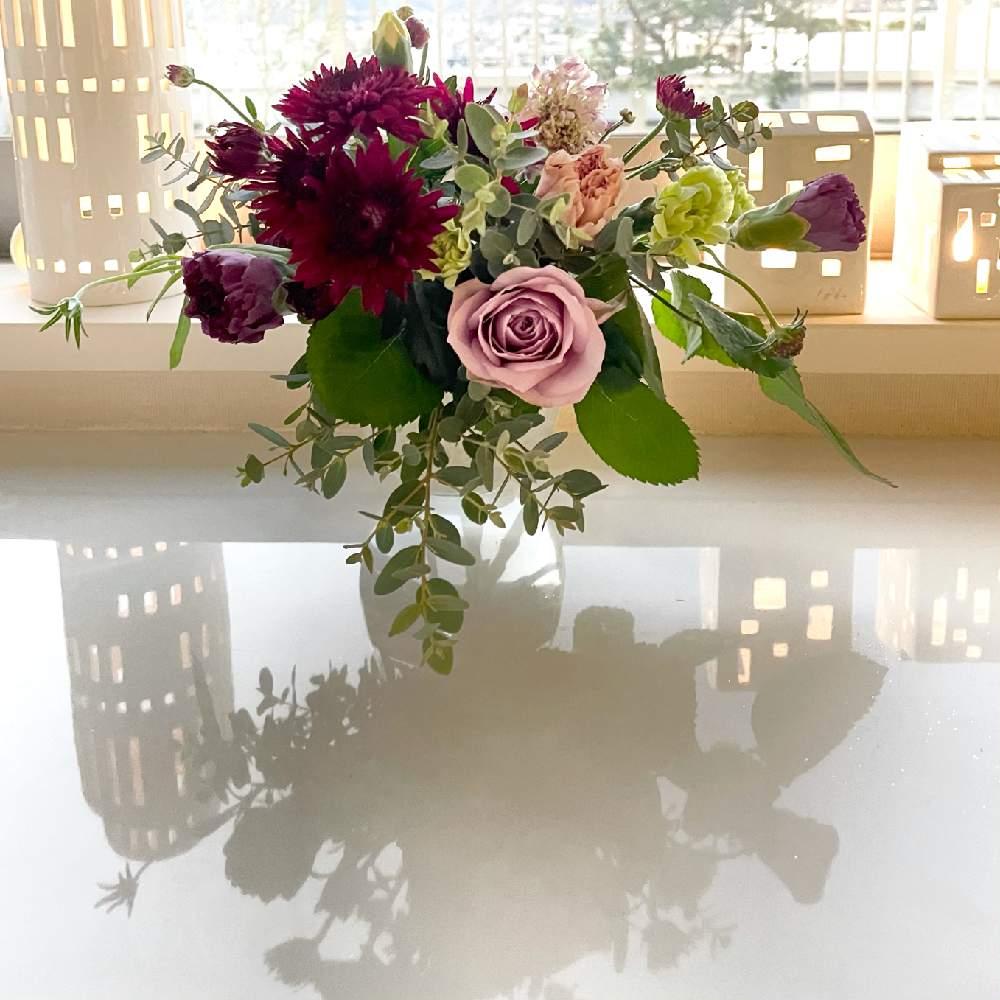 花を飾るの投稿画像 By Kl さん ベランダー と母に贈る花と花のある暮らしとマンションと切り花とスプレーマムと窓辺と1 22 スプレーマム 今日のお花と花を飾るとベランダー と母に贈る花と花のある暮らしとマンションと切り花と1 22 スプレーマム 今日のお花